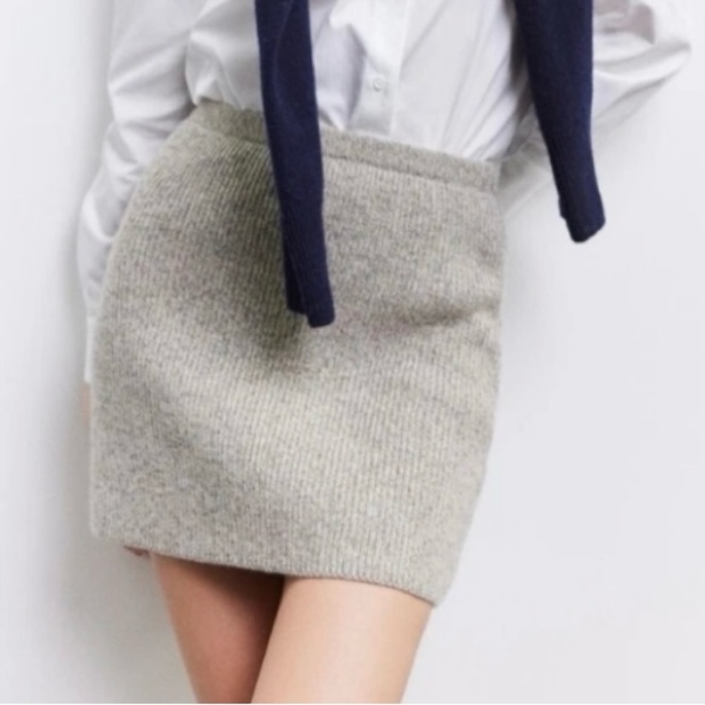 Zara Wool Blend Mini Skirt - Picture 2 of 7